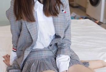 袜啵啵 – 嗯？看泡芙的vans帆布鞋图包，真心觉得我的鞋子真不值一提。