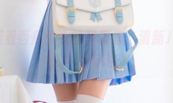 第一眼看西瓜少女的写真集：清新JK，还能更清新吗？