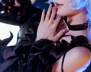 超级小禾儿最新图包：艾瑞尔的缓慢夜曲，真想悄悄听听