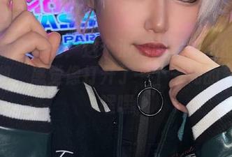 玉藻前套图卷：这个泡泡就是逊啦的私拍小心机，感觉像打开了一个未知的盒子，嘿嘿
