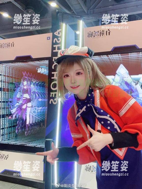 阳炎型小菠萝 你见过阳炎型小菠萝玩瑜伽吗?图集完整版为你呈现,哈哈,下载吧,趁还没被锁起来!